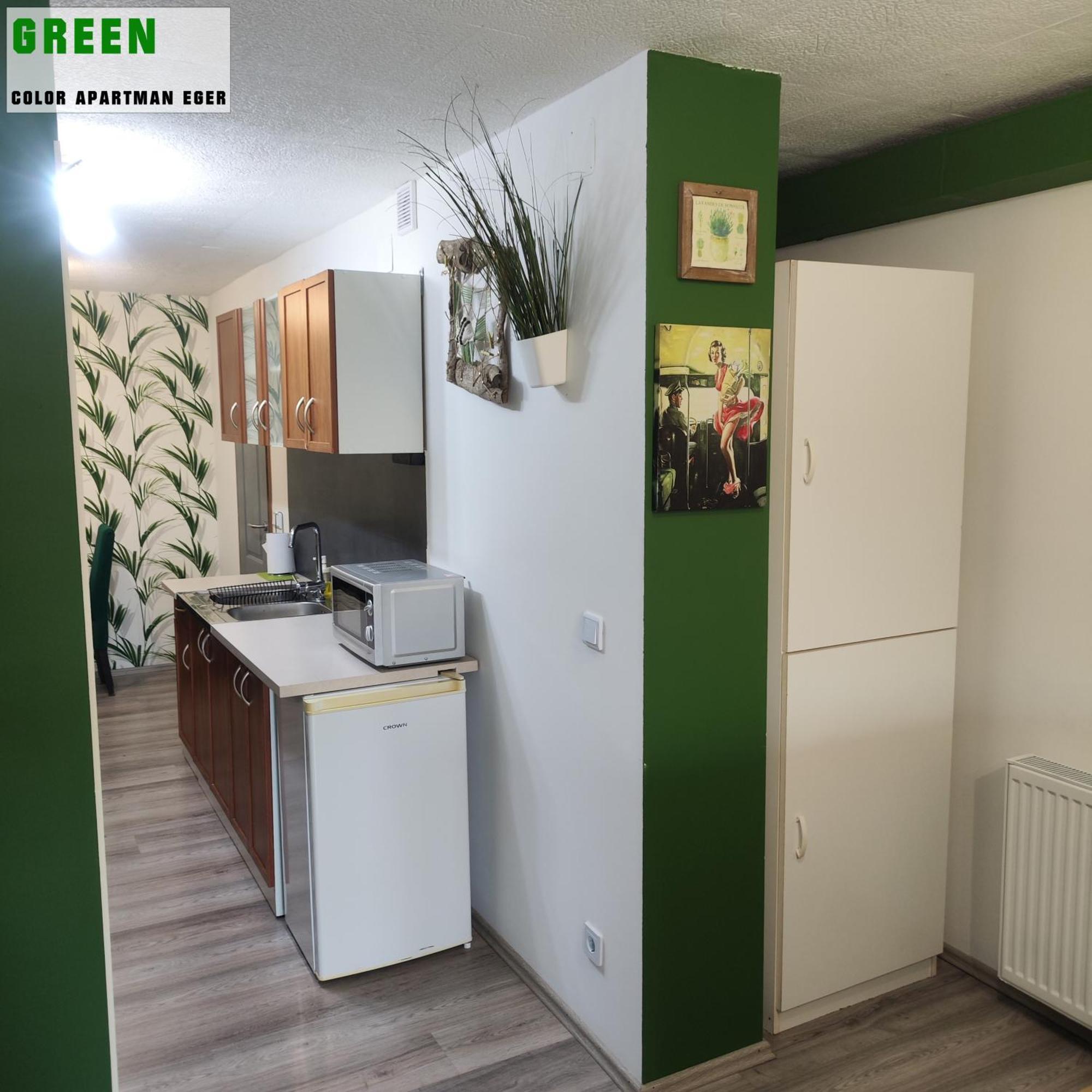 Color Apartmanok Eger Esterno foto